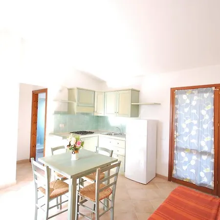 מלון דירות Rena Majore Resort רנה מג'ורה